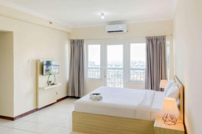 Best Deal Studio (No Kitchen) Grand Palace Kemayoran Apartment By Travelio